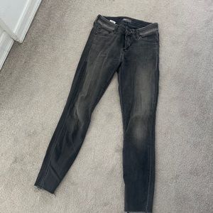Mother size 25 cropped jeans